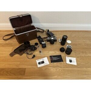 Minolta XG-1 SLR 35mm Film camera